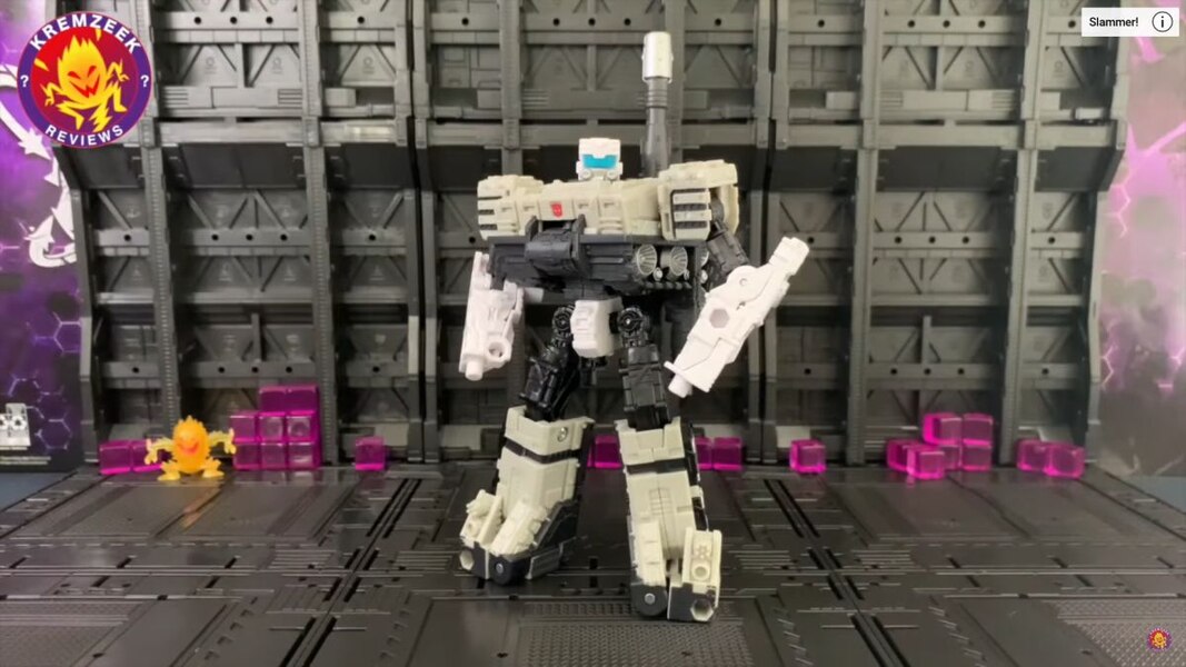 Transformers WFC Kingdom Slammer In Hand Image   (1 of 33)